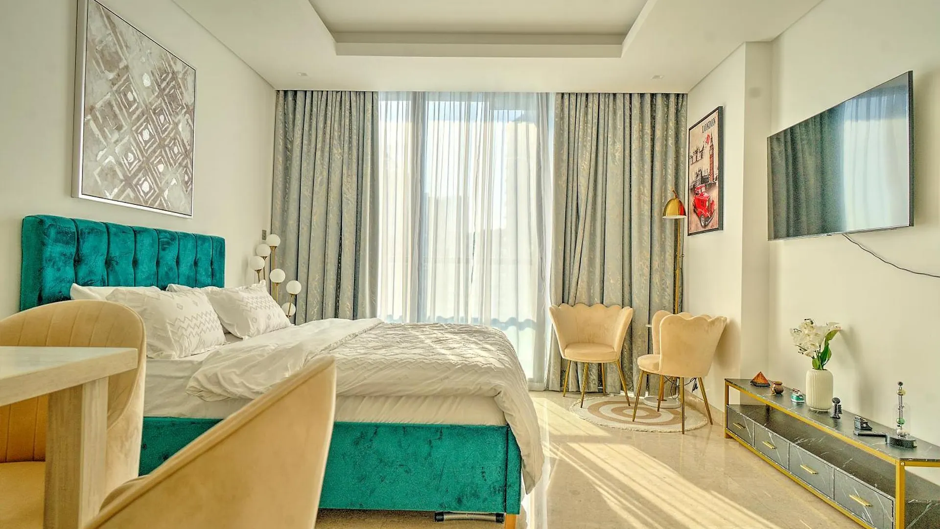 Apartment The Sterling Paradise Dubai