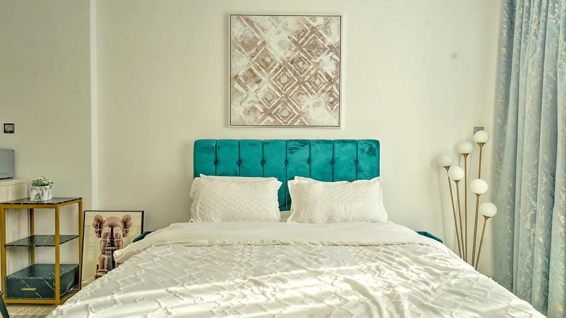 Apartment The Sterling Paradise Dubai United Arab Emirates